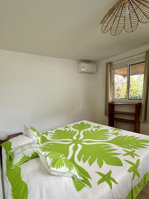 room-bungalow-pitate-chez-nono-matira-bora-bora